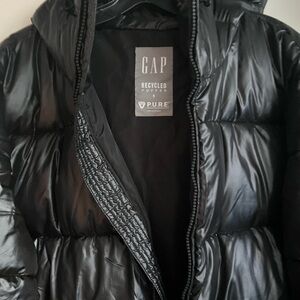 GAP Shiny Black Recycled Puffer Coat